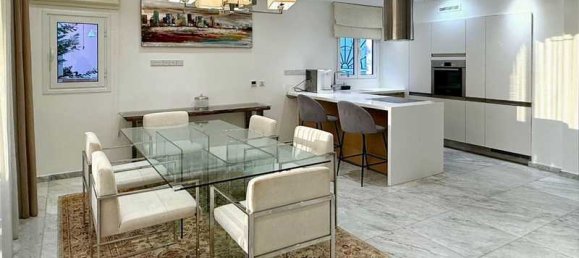 5 bedrooms Villa in Limassol, Cyprus No. 20022 9