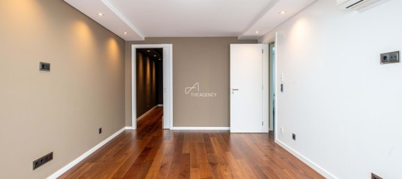 5 bedrooms Villa in Cascais, Portugal No. 99141 43