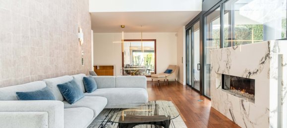 5 bedrooms Villa in Cascais, Portugal No. 99141 12