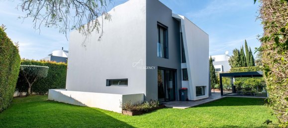 5 bedrooms Villa in Cascais, Portugal No. 99141 5