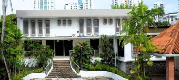 4 bedrooms Commercial property in Panama City, Panama No. 118 20