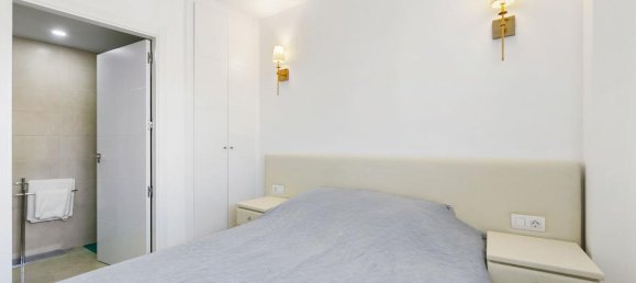 2 bedrooms Apartment in Punta Prima, Spain No. 12987 11