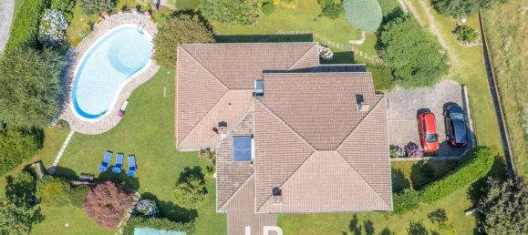 6 bedrooms Villa in Porto Valtravaglia, Italy No. 143011 6