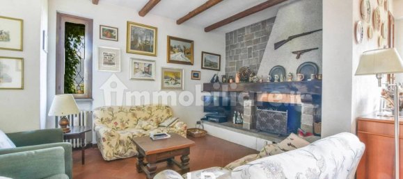 6 bedrooms Villa in Porto Valtravaglia, Italy No. 143011 13