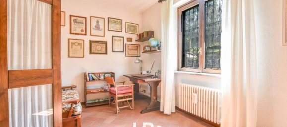 6 bedrooms Villa in Porto Valtravaglia, Italy No. 143011 21