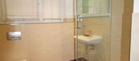 4 rooms Penthouse in Eimsbuttel, Germany No. 81821 8