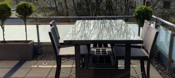 4 rooms Penthouse in Eimsbuttel, Germany No. 81821 10