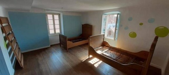 9 rooms House in Zweibrucken, Germany No. 104732 15