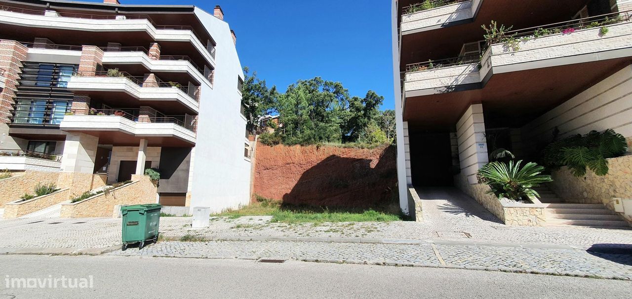 942m² Land in Coimbra, Portugal No. 84039