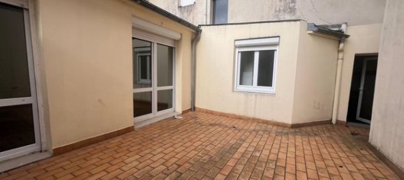 Квартира с 17 спальнями в Гавр, Франция № 353631 2