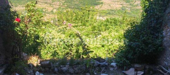 2 bedrooms House in Ortona dei Marsi, Italy No. 293629 7