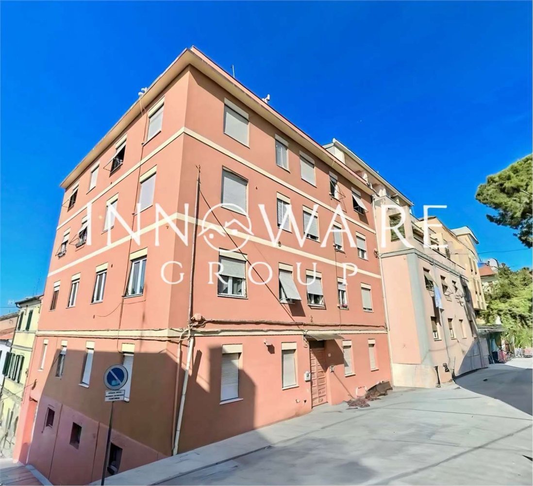 4غرفة شقة في Ancona, Italy رقم 286266