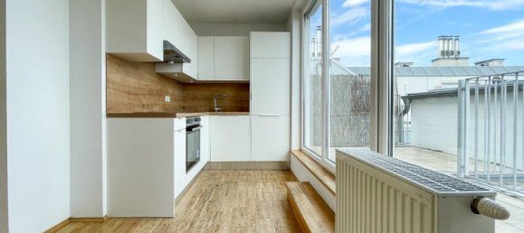 2 rooms Duplex in Hernals, Austria No. 194295 2