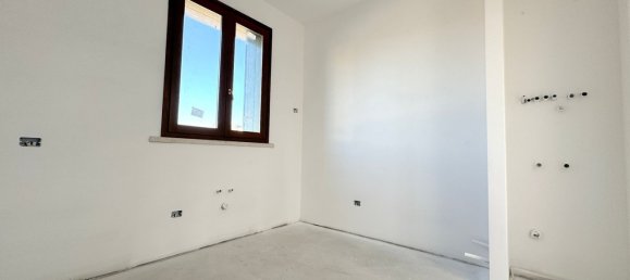 Casa de 5 divisões em Reggio Emilia, Italy N.º 70994 19