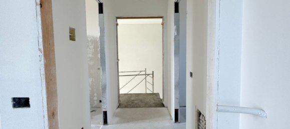 Casa de 5 divisões em Reggio Emilia, Italy N.º 70994 31