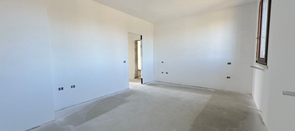 Casa de 5 divisões em Reggio Emilia, Italy N.º 70994 34