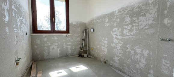 Casa de 5 divisões em Reggio Emilia, Italy N.º 70994 36