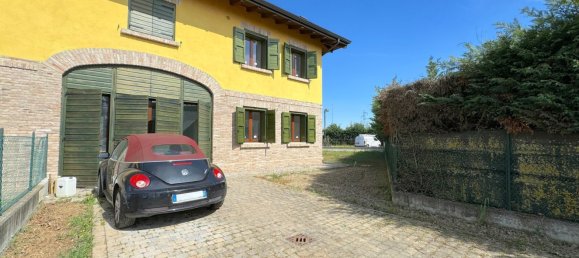 Casa de 5 divisões em Reggio Emilia, Italy N.º 70994 9