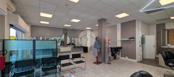 2-Zimmer Gewerbliche Immobilie in Montichiari, Italy, Nr. 282217 9