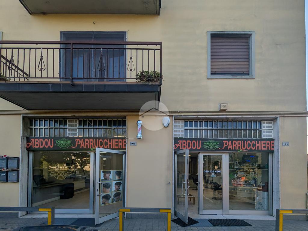 2-Zimmer Gewerbliche Immobilie in Montichiari, Italy, Nr. 282217