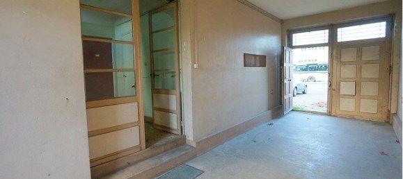 1 bedroom Apartment in Mantes-la-Jolie, France No. 123135 3