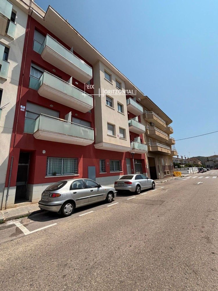 Apartamento de 3 dormitorios en Calafell, Spain No. 146356