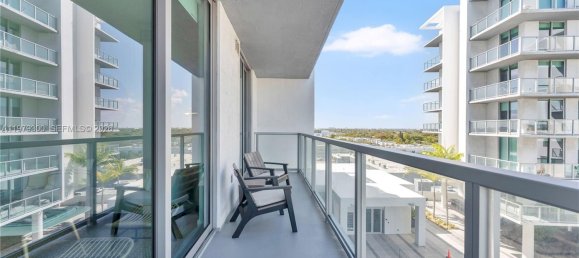 1 Schlafzimmer Gewerbliche Immobilien in Miami, USA, Nr. 615424 16