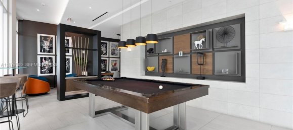 1 Schlafzimmer Gewerbliche Immobilien in Miami, USA, Nr. 615424 3