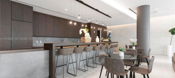 1 Schlafzimmer Gewerbliche Immobilien in Miami, USA, Nr. 615424 11