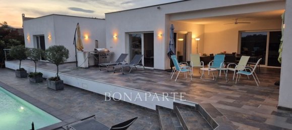 Вилла с 4 спальнями в Алерия, Франция № 300268 4