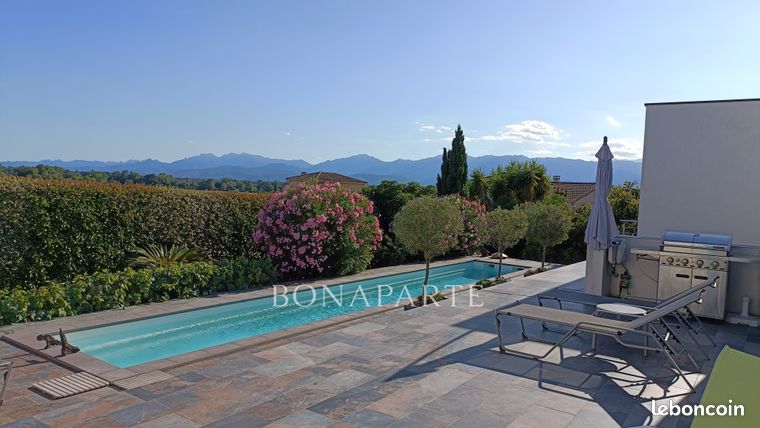 Вилла с 4 спальнями в Алерия, Франция № 300268