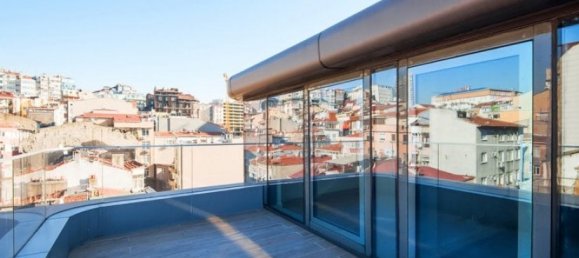 Studio in Istanbul, Turkey No. 7575 5