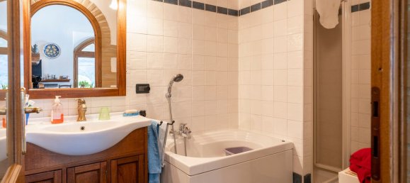 Casa de 8 divisões em Volterra, Italy N.º 61387 50