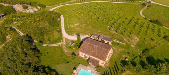 Casa de 8 divisões em Volterra, Italy N.º 61387 6