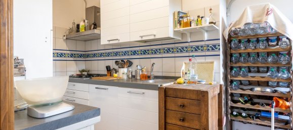 Casa de 8 divisões em Volterra, Italy N.º 61387 44