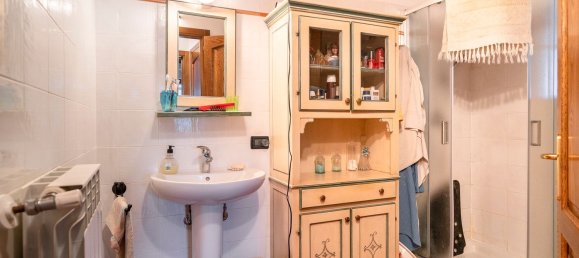 Casa de 8 divisões em Volterra, Italy N.º 61387 49