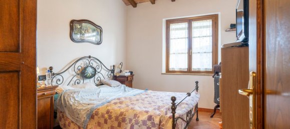 Casa de 8 divisões em Volterra, Italy N.º 61387 47