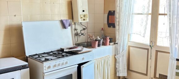 4 bedrooms Apartment in Torrelavega, Spain No. 152746 4