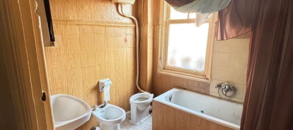 4 bedrooms Apartment in Torrelavega, Spain No. 152746 7