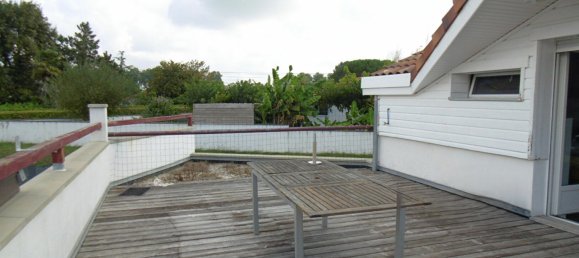 2 Schlafzimmer Haus in Port-de-Lanne, France, Nr. 279428 2