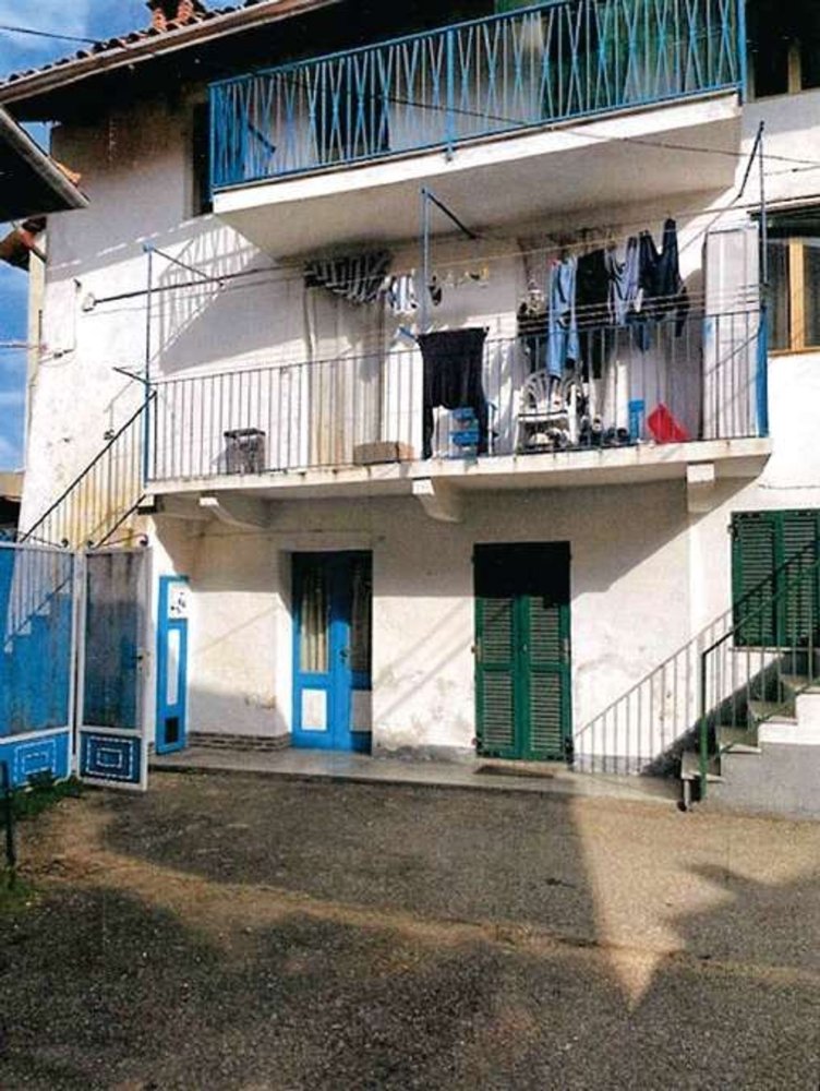 3 bedrooms Apartment in Cossato, Italy No. 360248