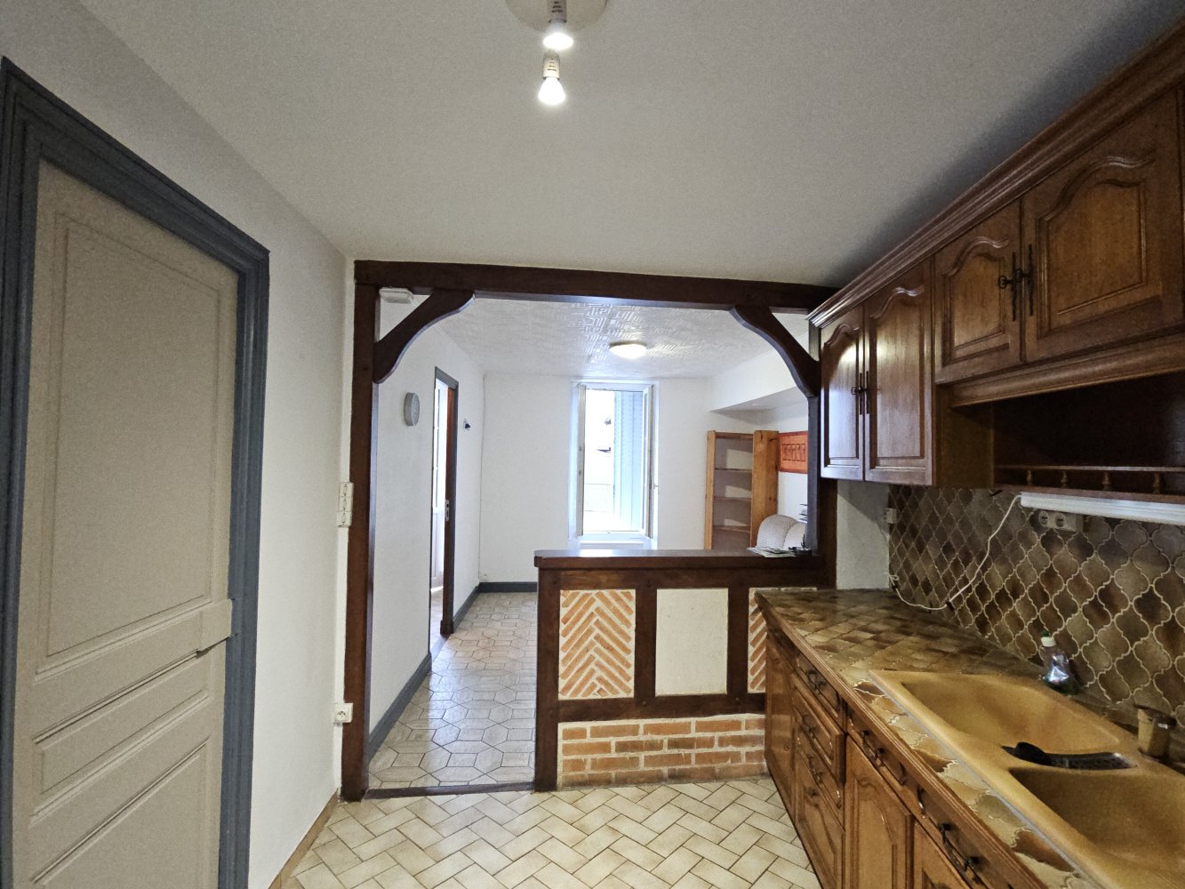 3 bedrooms Apartment in Gracay, France No. 253314