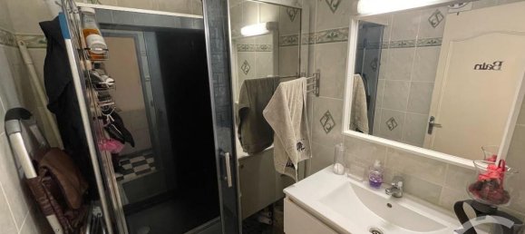 4 bedrooms Apartment in Venissieux, France No. 279772 9