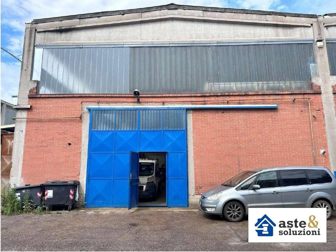 Lagerhaus in Vinovo, Italy 500m², Nr. 389020