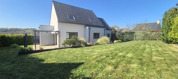 4 bedrooms House in Saint-Yvi, France No. 201523 5