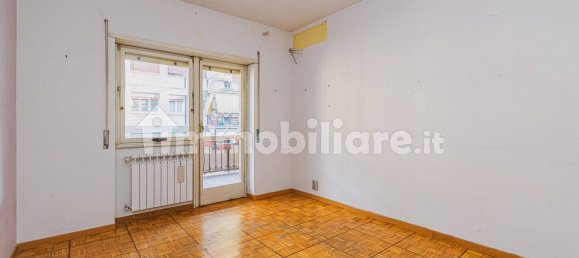 Apartamento de 4 dormitorios en Rome, Italy No. 60708 15