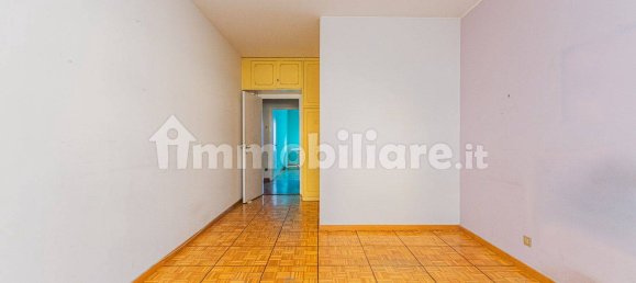 Apartamento de 4 dormitorios en Rome, Italy No. 60708 16