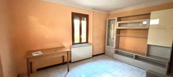 3 rooms Apartment in Carpenedolo, Italy No. 33223 15