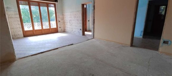 4-Zimmer Haus in Albiolo, Italy, Nr. 91062 11