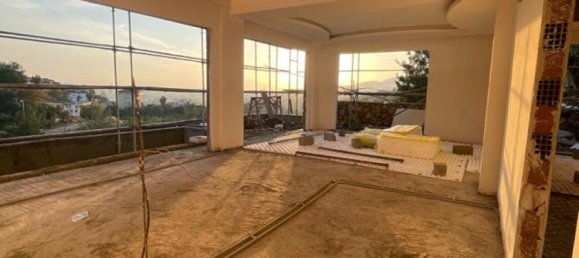 Villa 4+1 in Oba, Turkey No. 18120 12